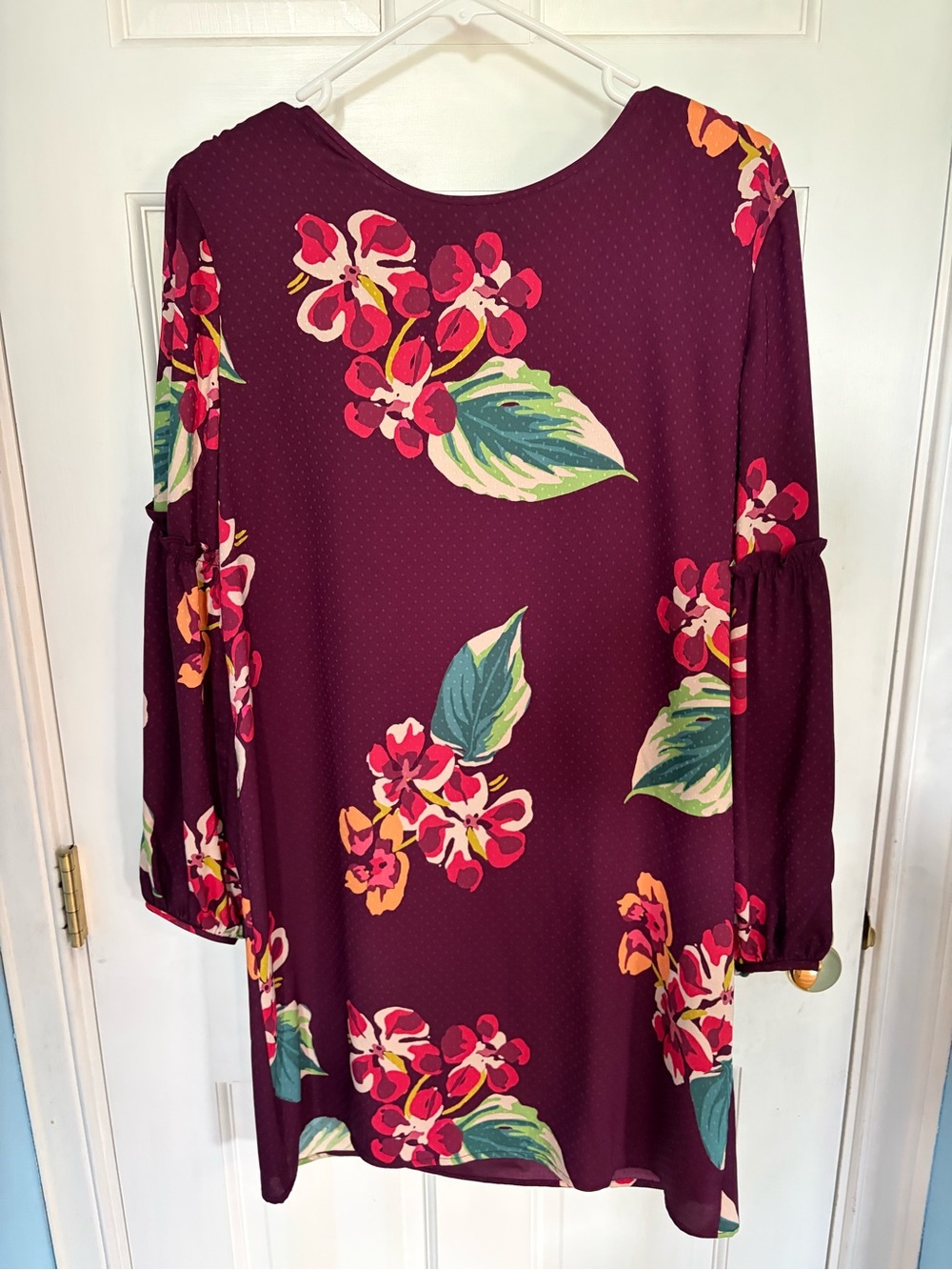 Floral long sleeve short dress